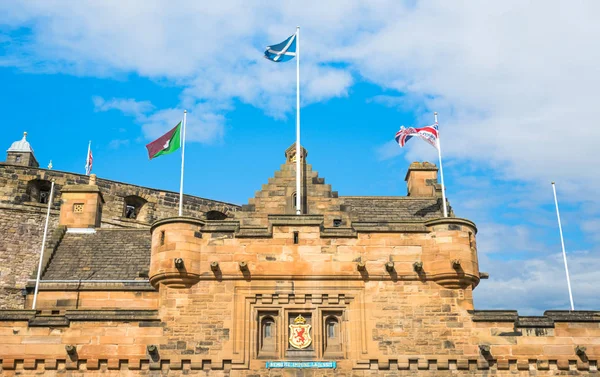 Hoofdingang Naar Het Edinburgh Castle Een Zonnige Zomerdag Schotland — Stockfoto