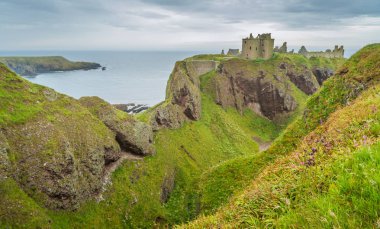 Dunnottar Kalesi, Stonehaven, Aberdeenshire, Scotland yakınlarındaki Ortaçağ Kalesi, harap.