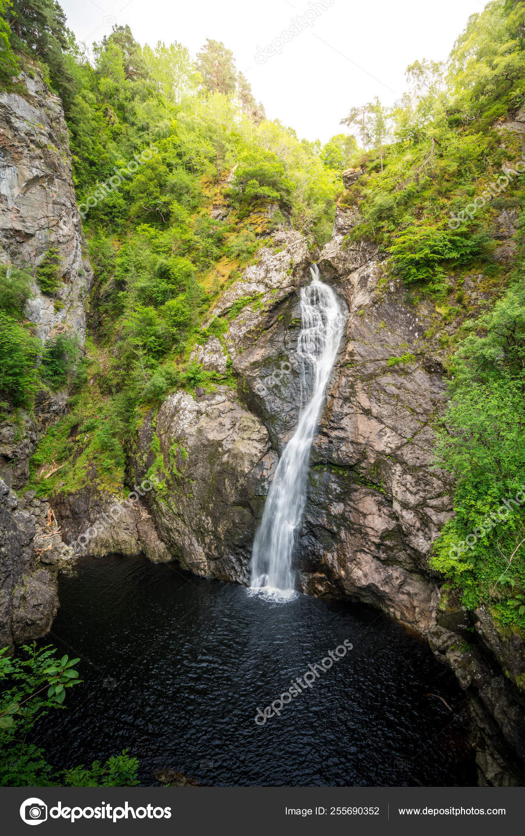 Fall Foyers Waterfall River Foyers Which Feeds Loch Ness Highland