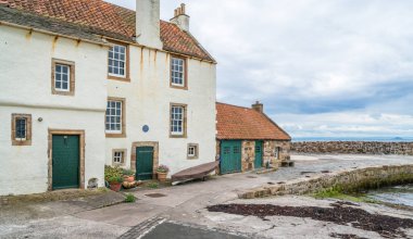 Aberdeen, Fife, İskoçya'nın Doğu kıyısı üzerinde doğal görünürde.