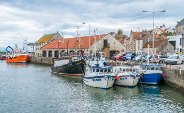 Aberdeen, Fife, İskoçya'nın Doğu kıyısı üzerinde doğal görünürde.