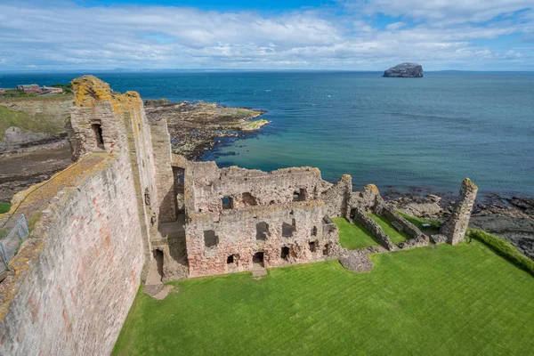 Castillo Tantallon Fortaleza Semi Arruinada Mediados Del Siglo Xiv Situado — Foto de Stock