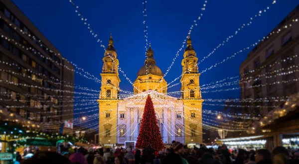 Kerstmarkt Saint Stephen Basilica Square Boedapest Hongarije — Stockfoto