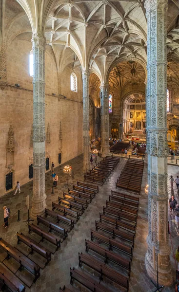 Jeronimos Manastırı 'nda iç görünüm, Lizbon, Portekiz.