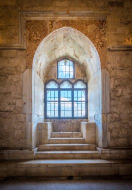 Castel del Monte kapalı görünüm, Apulia, Güney Italya Ortaçağ Kalesi.