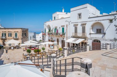 Ostuni, Brindisi ilinin manzaralı manzaralı, Apulia, Italya.
