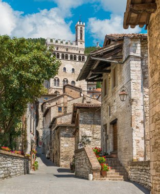 Palazzo dei Consoli ile Gubbio manzara. Umbria, Orta İtalya.
