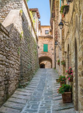Gubbio'da manzara, Perugia eyaletindeki ortaçağ kasabası, Umbria, orta İtalya.
