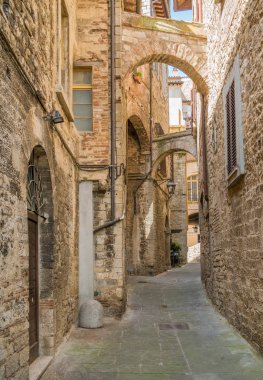 Todi'de manzara, Perugia eyaletindeki antik kent, Umbria, orta İtalya.