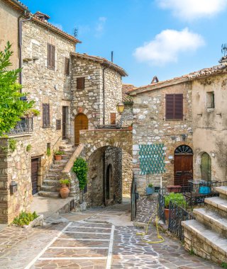 Terni eyaletinde, Montecchio yakınlarındaki pastoral Melezzole köyü. Umbria, İtalya.