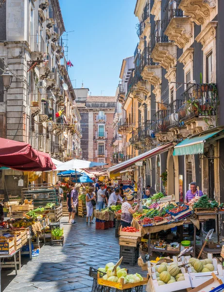 Der Farbenfrohe Und Lebendige Markt Von Catania Einem Sommermorgen Sizilien — Stockfoto