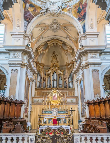 意大利南部西西里岛卡塔尼亚的科拉 科莱吉亚塔大教堂 2018 — 图库照片