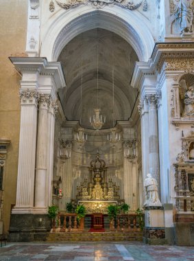 Muhteşem Cefalu Katedrali'nin kapalı manzarası. Sicilya, Güney İtalya. Temmuz-02-2018