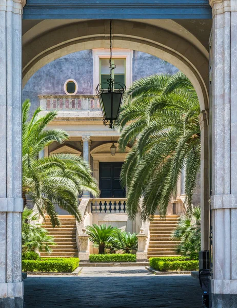 Patio Universidad Catania Sicilia Sur Italia — Foto de Stock