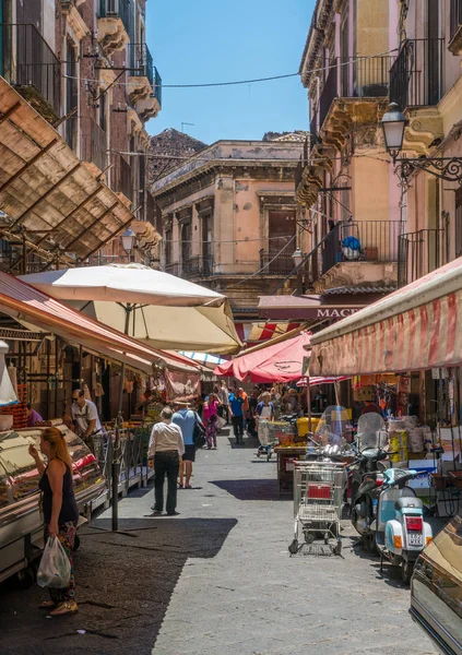 Der Farbenfrohe Und Lebendige Markt Von Catania Einem Sommermorgen Sizilien — Stockfoto
