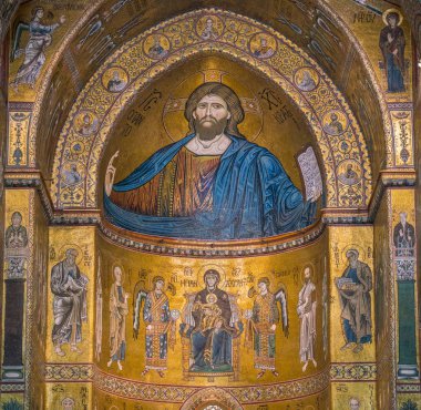 Palermo eyaletinde Monreale Katedrali apsisindeki altın mozaik. Sicilya, Güney İtalya. Temmuz-07-2018
