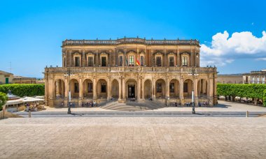 Palazzo Ducezio, Noto belediyesinin merkezi. Syracuse eyaleti, Sicilya, İtalya.