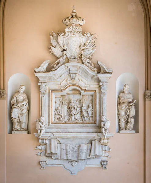 Bas Relevo Com Coroação Carlo Iii Borbone Pórtico Catedral Palermo — Fotografia de Stock