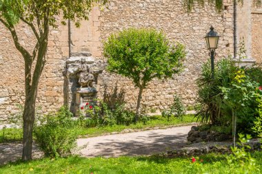 Ragusa Ibla bahçe (Giardino Ibleo) pastoral görünümü. Sicilya, Güney İtalya.