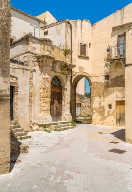 Ragusa Ibla'da bir yaz gününde manzara, Sicilya, Güney İtalya.