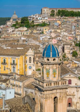 Ragusa Ibla'nın panoramik manzarası, Sicilya'daki barok kasaba (Sicilya), Güney İtalya.