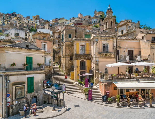 Ragusa Ibla'da bir yaz gününde manzara, Sicilya, Güney İtalya.