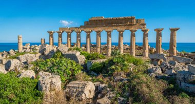 Selinunte harabeleri, arkeolojik sit alanı ve Sicilya antik Yunan kenti, İtalya.