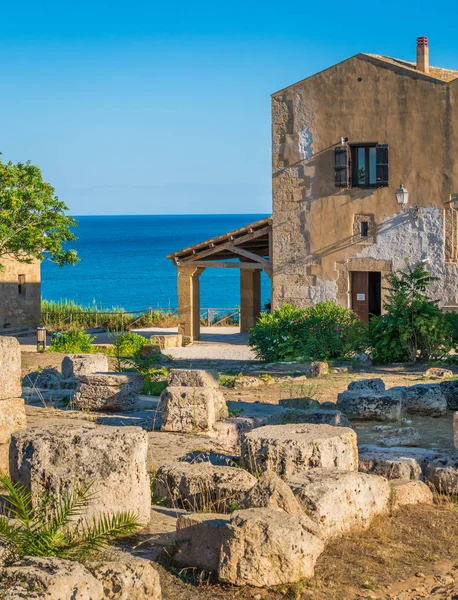 Paisaje Mediterráneo Selinunte Antigua Ciudad Griega Sicilia Italia — Foto de Stock