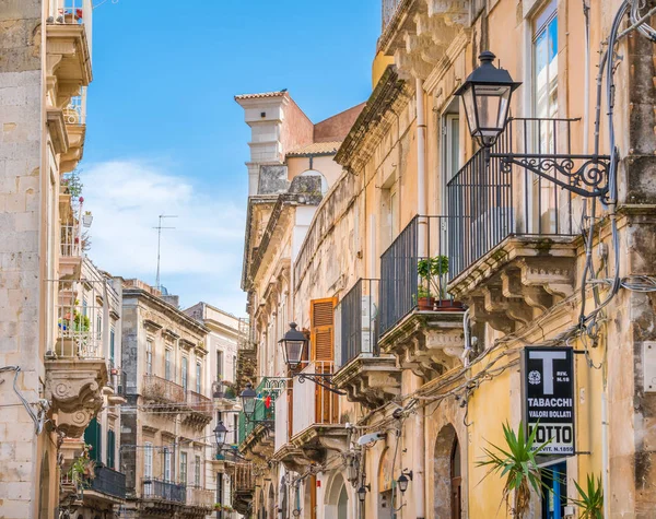 Een Smalle Pittoreske Weg Ortigia Siracusa Oude Stad Sicilië Zuid — Stockfoto