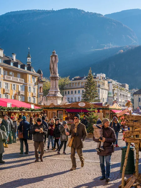 Christmas Market Bolzano Sunny Winter Day Trentino Alto Adige Italy — Stock Photo, Image