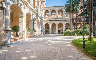 Palazzetto Venezia'da güneşli bir sabah manastırı, Roma, Şubat-07-2017