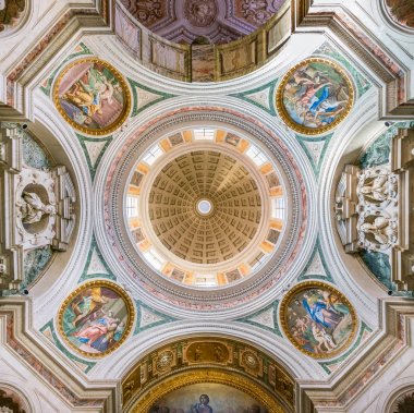 Roma'daki San Silvestro al Quirinale Kilisesi'ndeki Bandini Şapeli, İtalya. Mart-31-2019