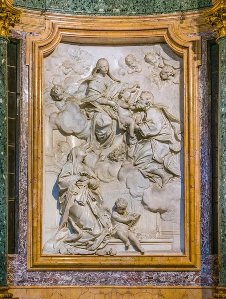 Барельєф Каплиці Альтоєрі Церкві Санта Марія Портик Кампітеллі Римі Італія — стокове фото