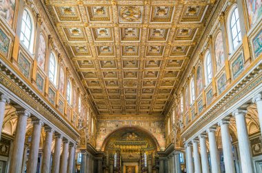 Roma'daki Santa Maria Maggiore Bazilikası'nda altın tavan teklif edildi. Nisan-07-2018