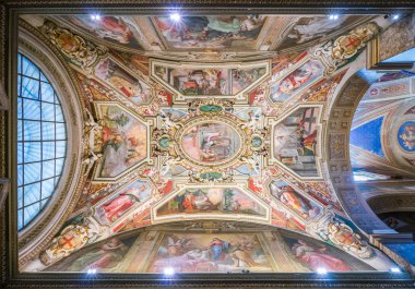 Roma Sant'Agostino Kilisesi Nicholas Tolentino şapelgisi GB Ricci tarafından Tavan fresk, İtalya. Nisan-07-2018 