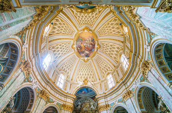 Incrível Cúpula Igreja Santissima Trinit Degli Spagnoli Roma Itália Abril — Fotografia de Stock