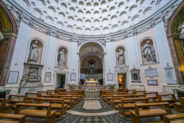 Roma'daki San Bernardo alle Terme Kilisesi, İtalya. Aralık-11-2017