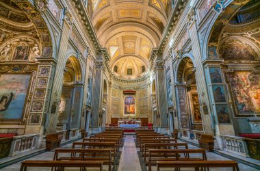Monserrato degli Spagnoli Santa Maria Kilisesi'nden Iç görüş, Roma, İtalya. Şubat-23-2019