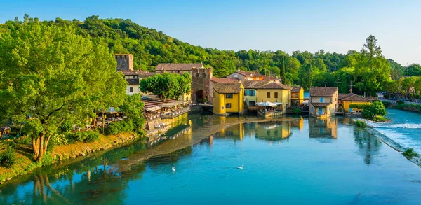 Het Mooie Dorp Borghetto Buurt Van Valeggio Sul Mincio Provincie — Stockfoto