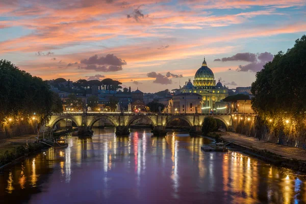 Bir Yaz Akşamı Roma Silueti Umberto Köprü Görüldüğü Gibi Arka — Stok fotoğraf