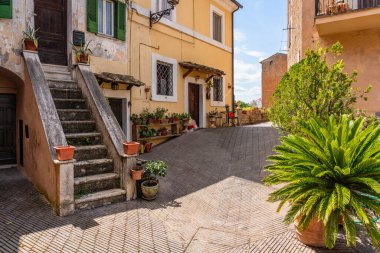 Viterbo, Lazio, İtalya 'nın güzel Corchiano köyünde manzara..