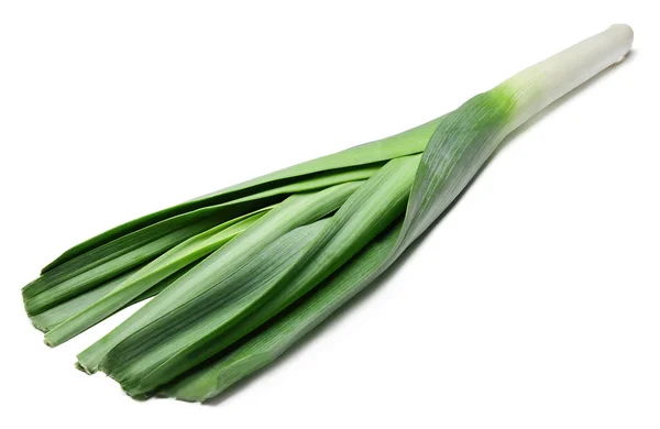 beyaz izole zemin üzerine taze pırasa