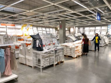 Bangna Tayland - Aralık 05,2018: IKEA mağazası Tayland ambarının iç.