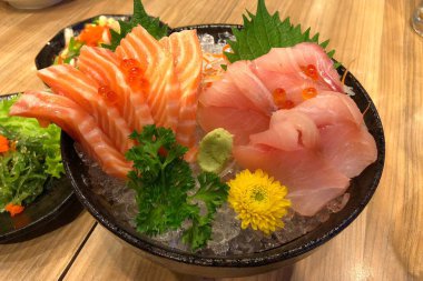 Masada, Japon yemekleri taze somon slayt