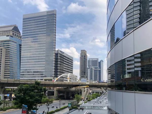 Bangkok Thajsko Září 2019 Velký Počet Kancelářských Budov Křižovatce Sathorn — Stock fotografie