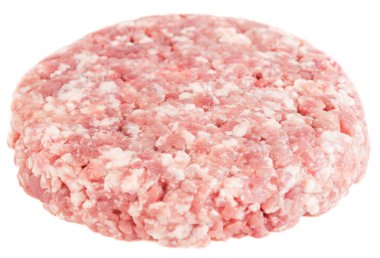 Çiğ kıyılmış kıyma veya domuz eti yemek beyaz arka plan üzerinde izole için hazır.