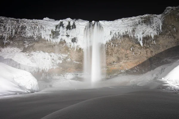 Живописный Вид Сельяленфелд Холодной Зимней Ночью Исландия Европа — стоковое фото