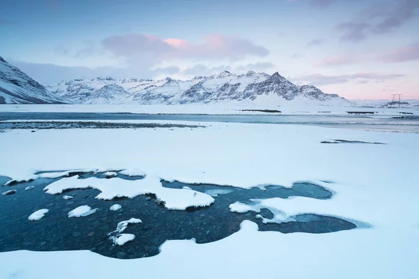 冬季雪山的风景 — 图库照片