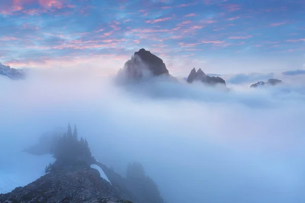 Vista Panorámica Las Montañas Rocosas Nieve Invierno —  Fotos de Stock