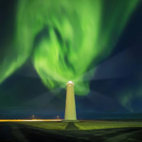 Scenic View Green Northern Lights Lighthouse — Stock Photo, Image